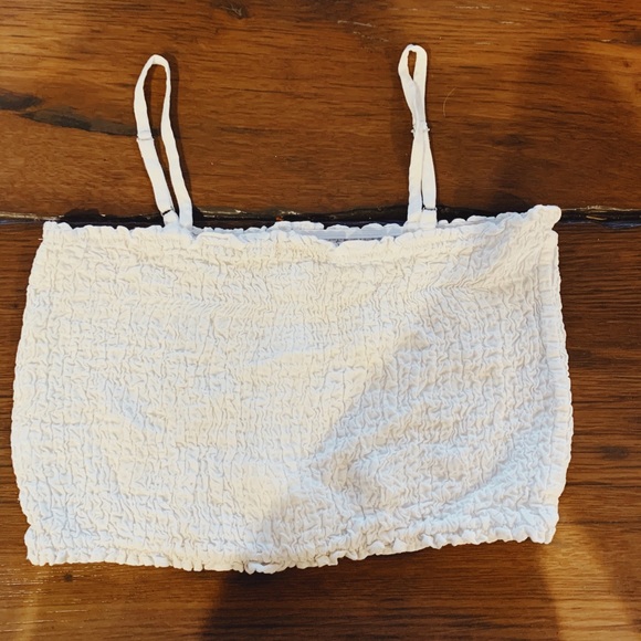 White cropped Active USA tank top with buttons - Picture 2 of 4